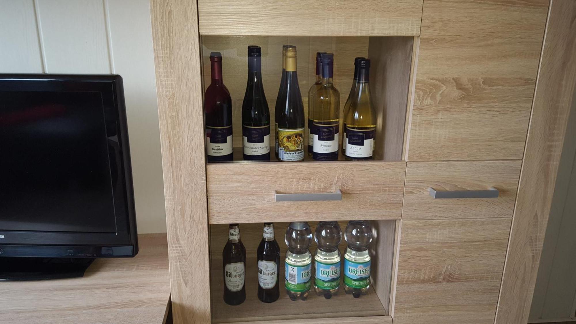 Ferienwohnungen Klaus u. Bärbel Kröv Zimmer foto